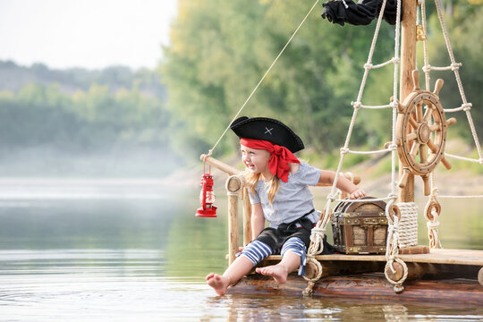 Pirate costumes for kids