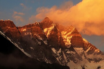 Sunset of Mt. Lhotse from Tengboche - obrazy, fototapety, plakaty