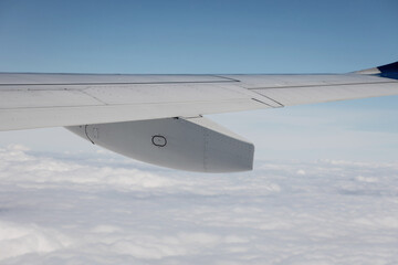 Wing aircraft in altitude during flight