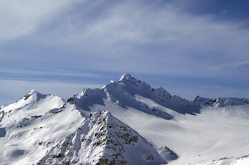 Fototapeta na wymiar View from the ski slope on Mount Elbrus