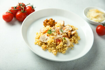 Couscous with chicken and cheese