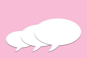 Drei Weiße Sprechblasen vor rosa Hintergrund, 2D-Illustration