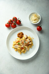 Couscous with chicken and cheese