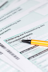 Meldebogen f&uuml;r die Grundsteuer Erkl&auml;rung Grundsteuererkl&auml;rung ans Finanzamt in Stuttgart, Deutschland