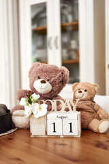 Wood calendar with teddy bears