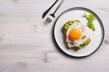Avocado toast with fried egg