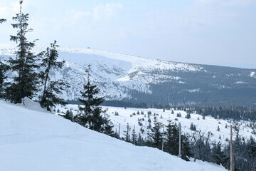 Zimowy krajobraz Śnieżki 
