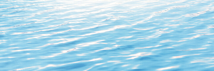 Naklejka premium Light reflection Beautiful wave pattern on the ocean surface.