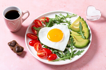 Breakfast for wife or girlfriend on Valentines Day, Womens Day or Mothers Day