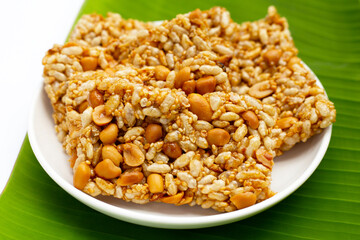 Krayasart, Thai crispy rice, peanut and sesame cereal bar