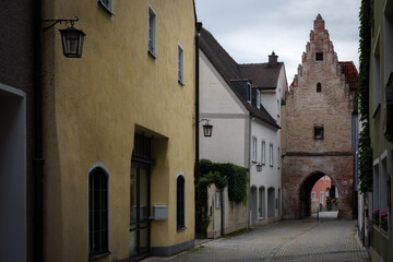 Fototapeta na wymiar Landsberg am Lech, famous medieval village over the bavarian romantic road. Detail of the main alleys with colorful houses
