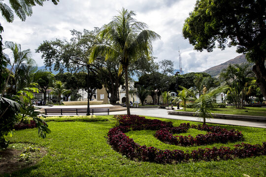 PLAZA DE ARMAS DE QUILLABAMBA, PROVINCE THE CONVENTION IN CUZCO FOUNDED IN 1857 WITH GARDENS AND FLOWERS PERU-JUNE 2019-