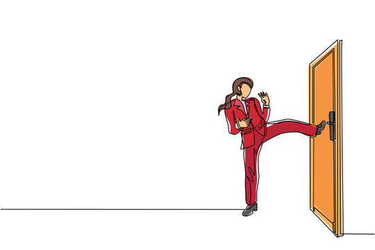 recommend clip art: Single continuous line drawing businesswoman prying doorknob with screwdriver. Woman repair broken handle door knob with handywoman tool in tool box. Business concept. One line draw design vector