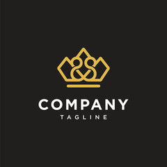 Fototapeta premium Crown and love vector icon template.eps