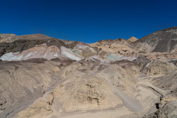 Fototapeta na wymiar Dead valley USA colourful mountains 