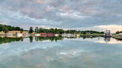 Obraz premium Canal Göta et le lac Roxen en Suède, Scandinavie 