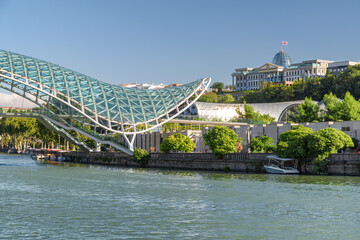 Fototapeta premium The Bridge of Peace and the Ceremonial Palace of Georgia