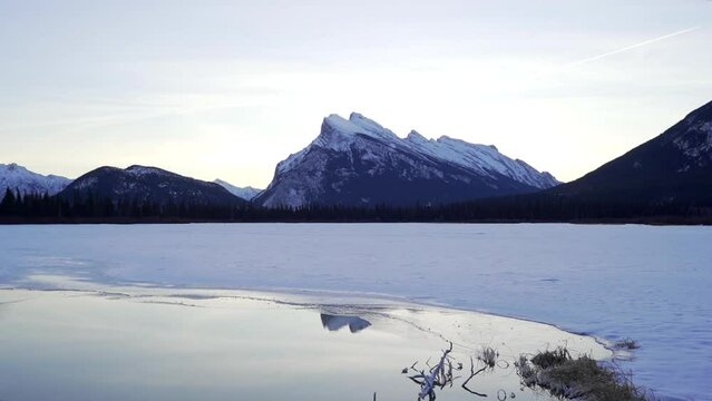 Calm winter morning in Banff National Park in Alberta, Canada on a winter morning.