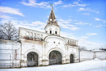 Obraz premium Back gate, winter Izmailovsky park, Bauman town, Moscow