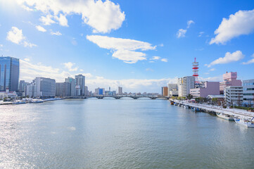 新潟　冬晴れの信濃川