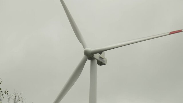 Slowly spinning wind turbine blades