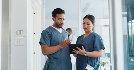 Medical advice, help and doctors with a tablet for healthcare, research and medicine planning....