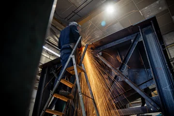 Fotobehang soudure soudeur indutrie travailleur travail métal industriel welder welding © Thomas