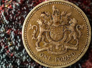 Great Britain One Pound Coin, worn and with scratches