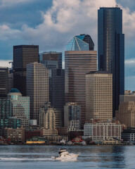Seattle Washington Skyline Buildings on Puget Sound  - obrazy, fototapety, plakaty