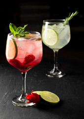 strawberry cocktail with lime and ice