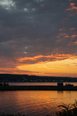 Obraz premium sunset over the sea