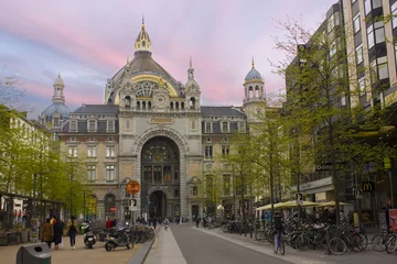 Fototapeten Main Railway Station in Antwerp, Belgium © Lindasky76