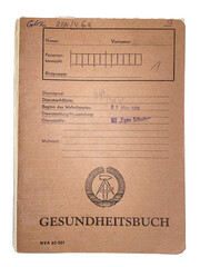 Die Frontseite eines Gesundheitsbuches der Armeeangehörigen der ehemaligen DDR. In dem Buch wurden...