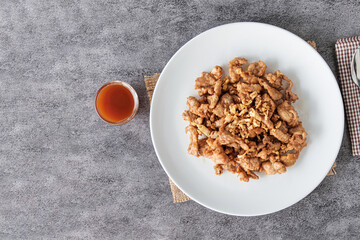 Fried Pork with Garlic Pepper.