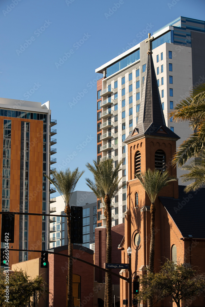 Wall mural Afternoon historic church framed view of downtown Tempe, Arizona, USA.