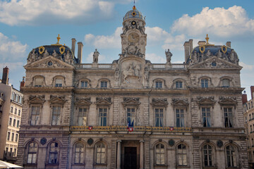 Fototapeta na wymiar Mairie, Hôtel de ville de le ville de Lyon