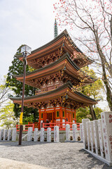 布施弁天の三重塔