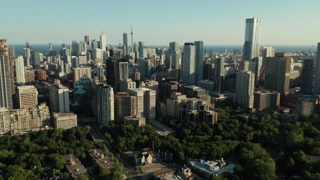 Toronto Skyline Sunset Drone Clip - 4K