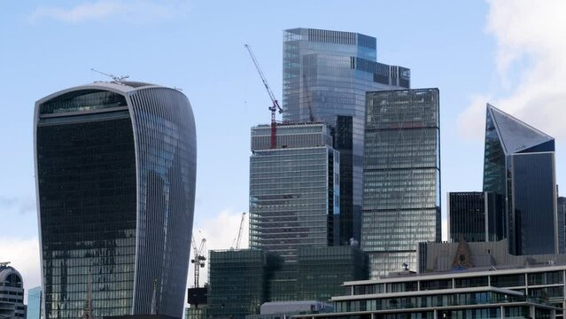 4K UK London's financial district, the City of London, is the historic and economic center of London. Home to financial institutions, stock exchanges and multinational corporations