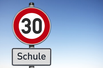 Tempo 30, Schule, Verkehrsschild