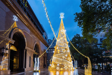 Obraz premium Night view of the christmas decoration in the Xinyi District