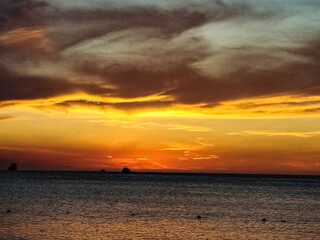 Playa, montañas, verde, brisa, caminata,deporte, paseo, vacaciones
