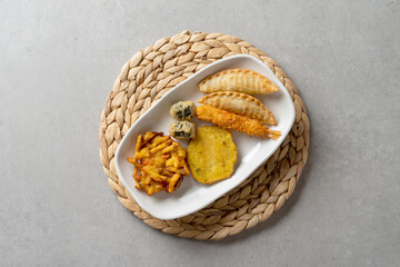 Korean food dishes Stir-fried seaweed dumplings