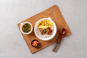 Korean food dishes 소고기 장조림 버터 비빔밥