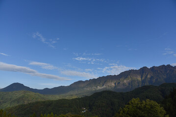 秋の空と西岳（autumn  sky and Mt.Nishidake)
Nikon D750     AF-S NIKKOR 24-120mm f/4G ED VR