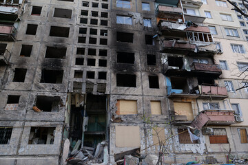 Russian terrorists dropped bombs and destroyed building,killed civilians in Kyiv