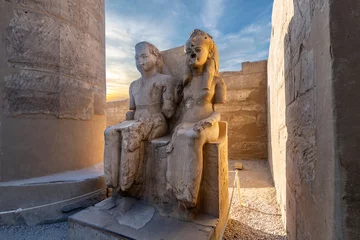 Foto op Plexiglas Statue of a young King Tutankhamun and his consort Ankesenamun at Luxor Temple, Luxor, Egypt. © Kirk Fisher