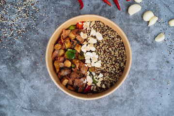 Healthy Thai food delivery quinoa with ingredients