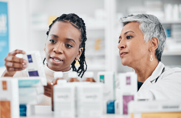 Fototapeta Pharmacy, medicine and choice by women discussing label, information and questions with pharmacist. Drugstore, service and customer asking senior health expert woman advice, help and instructions obraz