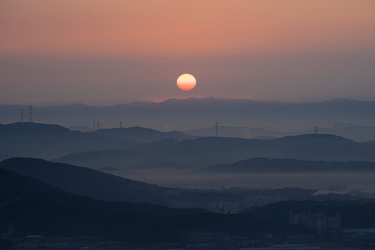 Sunrise, sunset of Heukseongsan Mountain in Cheonan, Chungcheongnam-do, Korea